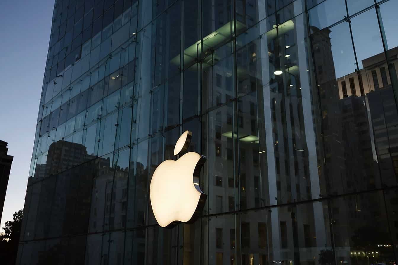 Apple Marketing Strategy: Unveiling the Tech Giant's Blueprint for Success