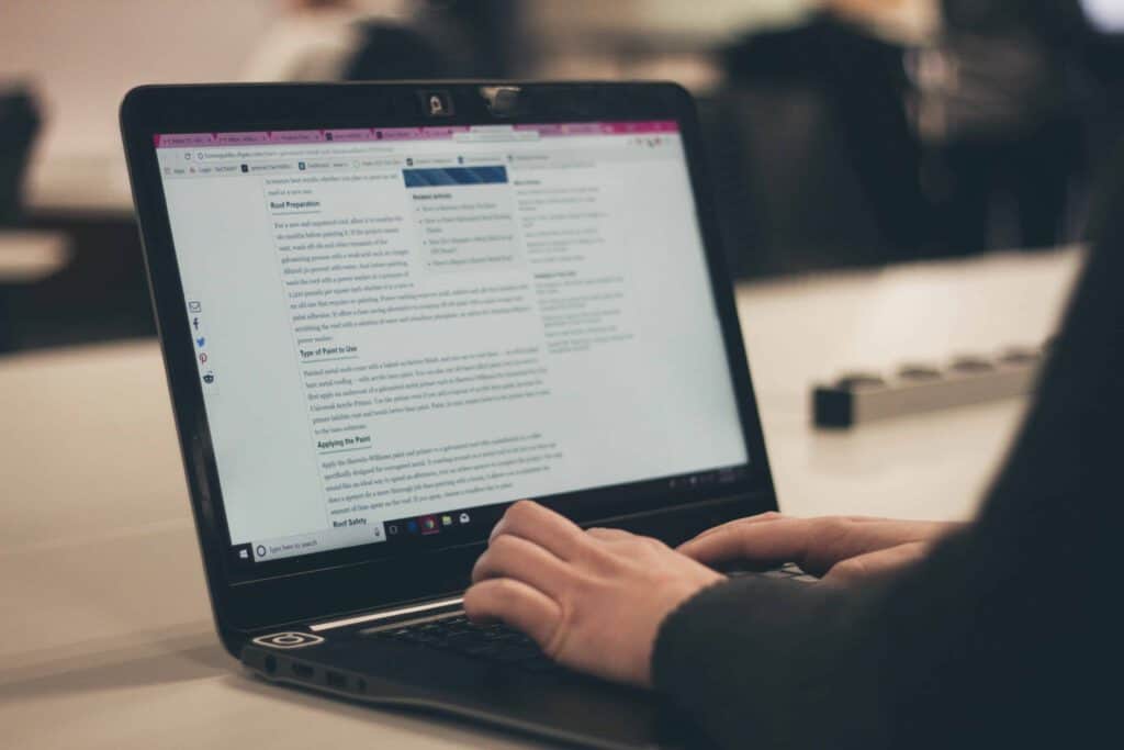 Starting a Blog for Your Business 1 Starting a Blog for Your Business