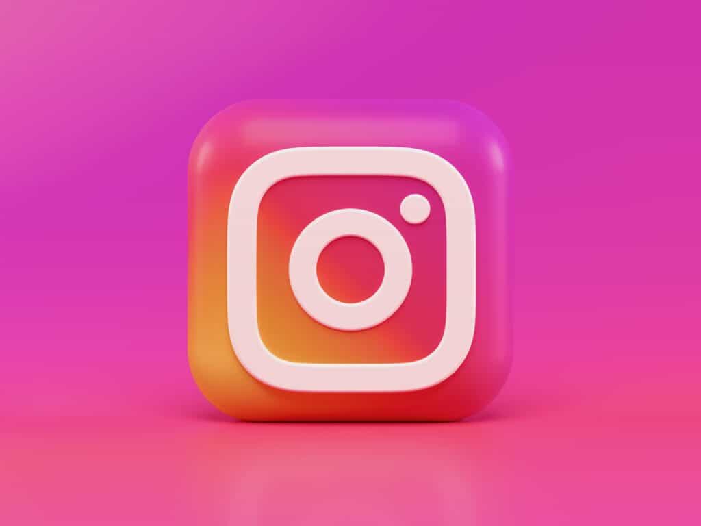 10 Important Instagram For Business Statistics To Elevate Your Social Media Strategy