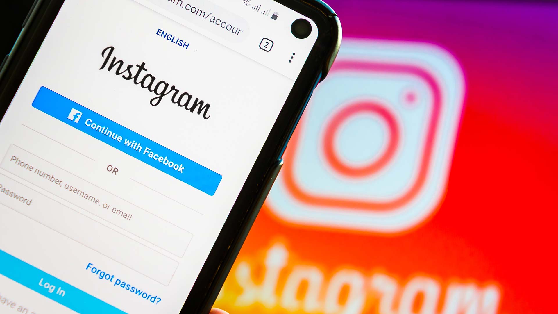 Unlock success with these 10 essential instagram for business tips you need to know