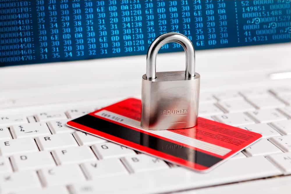 Navigating Data Privacy Laws in E-commerce: A Comprehensive Guide for Retailers