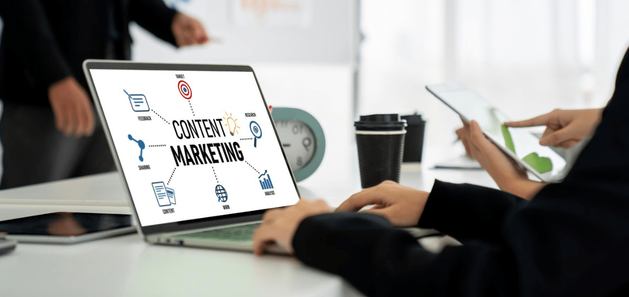 Using Digital Marketing Strategy to Attract Investors