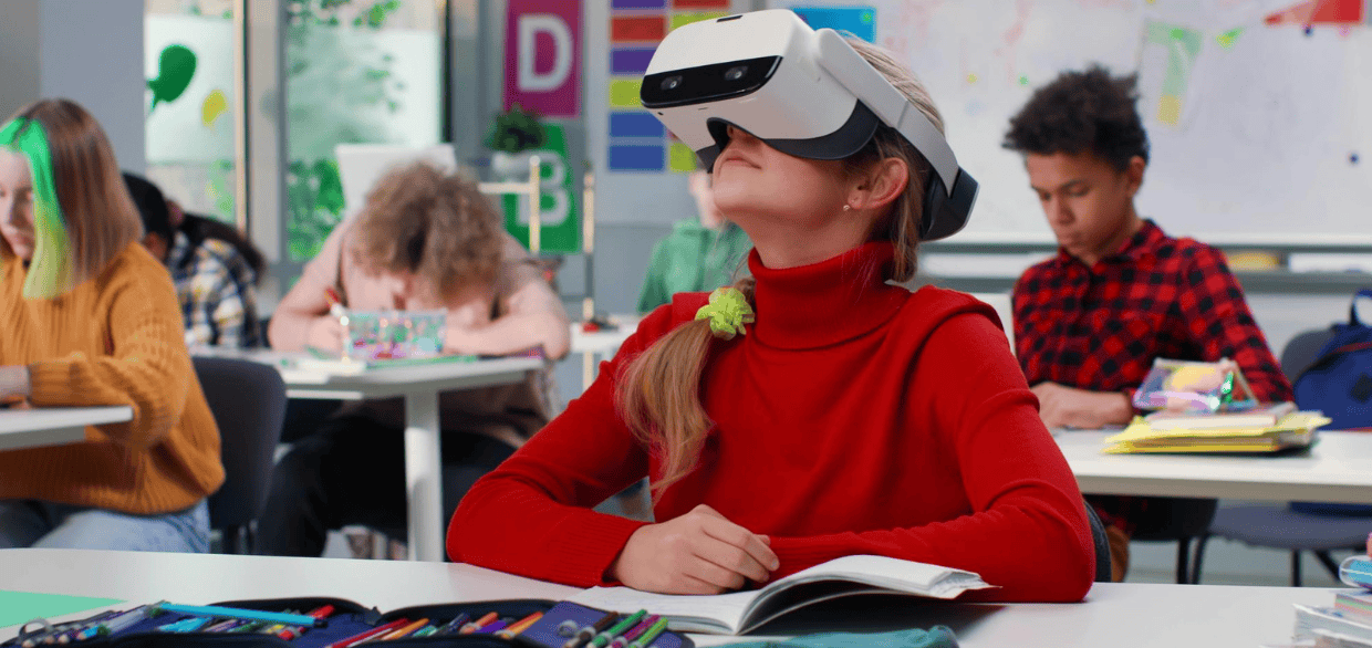 Using Technology in Education to Attract Students: Strategies for Educational Enrolment